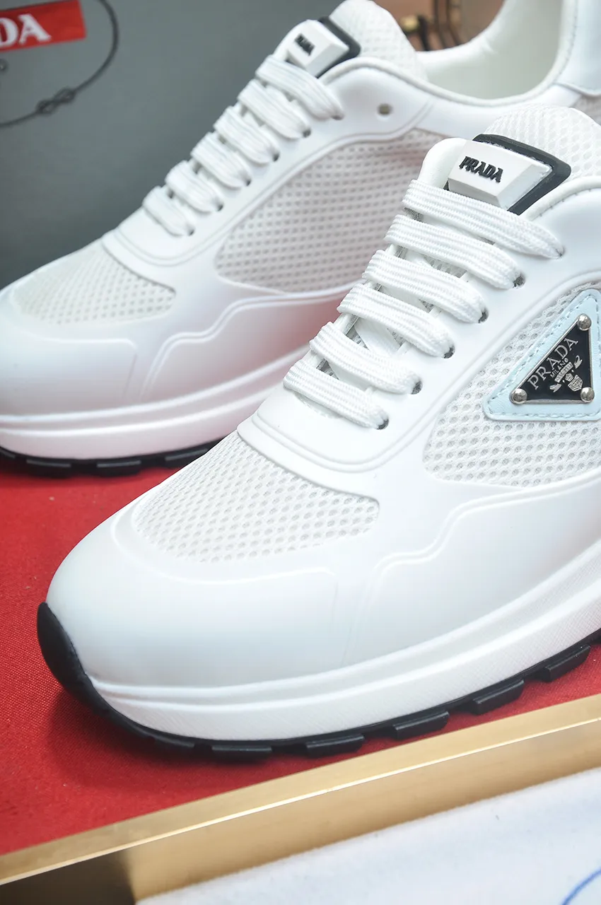 Men's shoes 💰580💶 [PRADA] Top original items, new seasonal styles, high-quality original items, top-grade high-mercerized cowhide combined with original breathable fabric + imported glue, imported stretch fabric inside with original cowhide feet, original thick outsole! Quality guaranteed! Code 38-45 (45 customized)